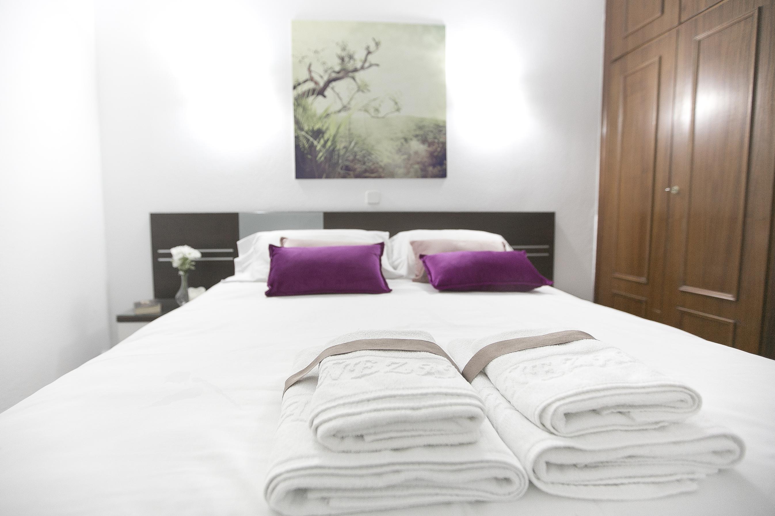 โอสตัล ลา บาเนซานา Hotel มาดริด ภายนอก รูปภาพ